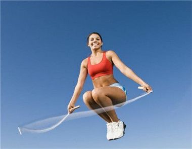 跳繩減肥的正確方法 跳繩減肥的注意事項