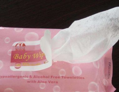 婴儿湿巾有什么作用 怎么正确使用婴儿湿巾
