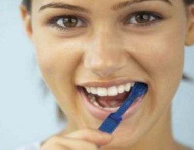刷牙出血是怎么回事 刷牙出血怎么办