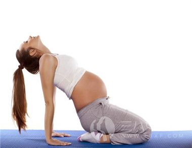 孕妇瑜伽几个月开始.jpg