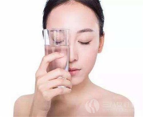 肌膚補水的好處 怎麼給肌膚補水1.jpg