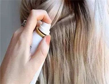 免洗头喷雾的使用方法是什么 免洗头喷雾可以代替洗头发吗