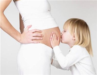 孕期闌尾炎的特點 孕期闌尾炎的症狀