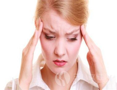 女性头痛是怎么回事 女性头痛喝什么可以缓解.jpg