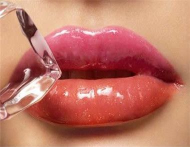 唇膜是什么 唇膏和唇膜有什么区别