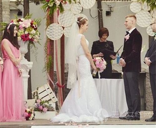 中式婚礼习俗有哪些 婚礼彩礼钱多少合适1.jpg