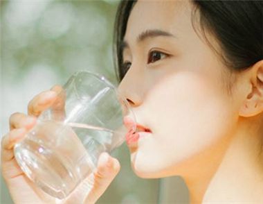 夏季皮膚怎麼補水 不可忽視的補水方法