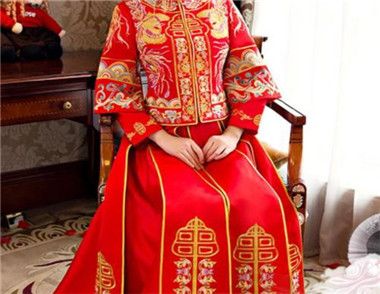 中式婚礼礼服叫什么 中国传统的美