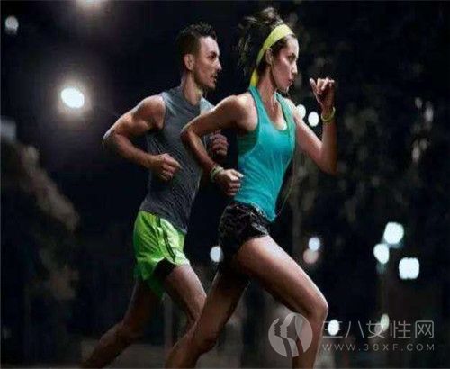 晚上跑步能減肥嗎 關於夜跑該知道的事2.jpg