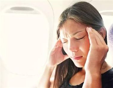 偏頭痛不能吃什麼 5類食物會誘發偏頭痛