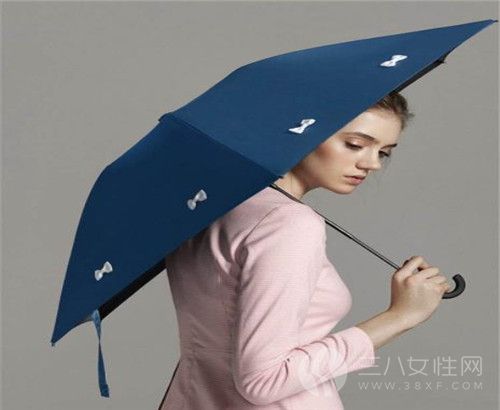 太阳伞怎么挑 不是所有太阳伞都能防晒1.jpg