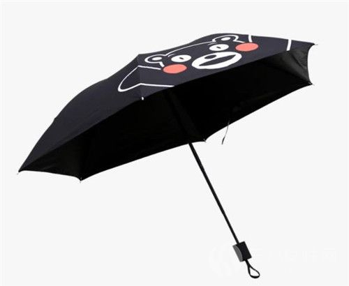 太阳伞能当雨伞用吗 百分之九十的人都用错了1.jpg
