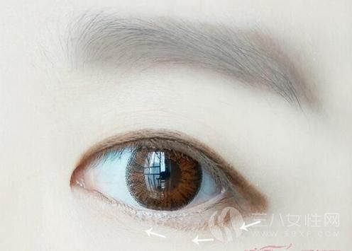 眼妆画法.jpg
