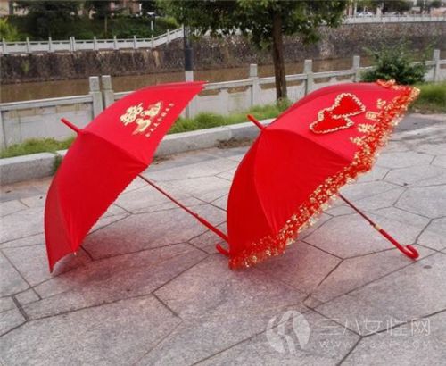 结婚打红伞是什么意思 看完你就清楚了1.jpg