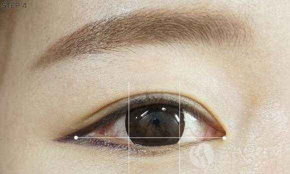 眼妆画法1.jpg