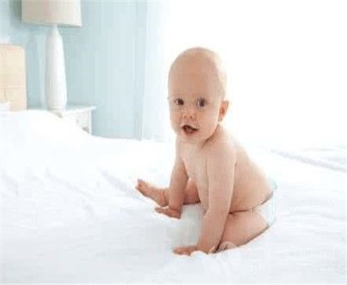 纸尿裤会导致宝宝红屁股吗 可能是你没做好这四点.jpg