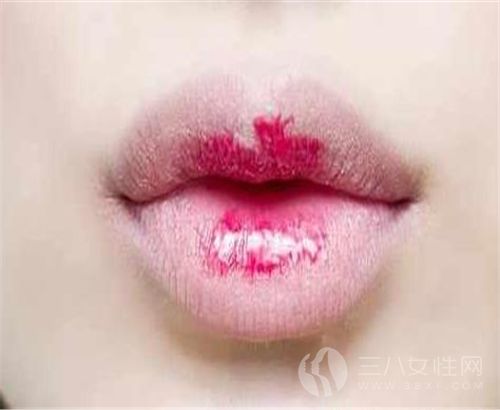 唇釉是什麼 唇部產品真不少2.jpg