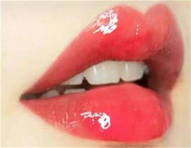 唇釉和口红的区别是什么 看完你就能弄懂了
