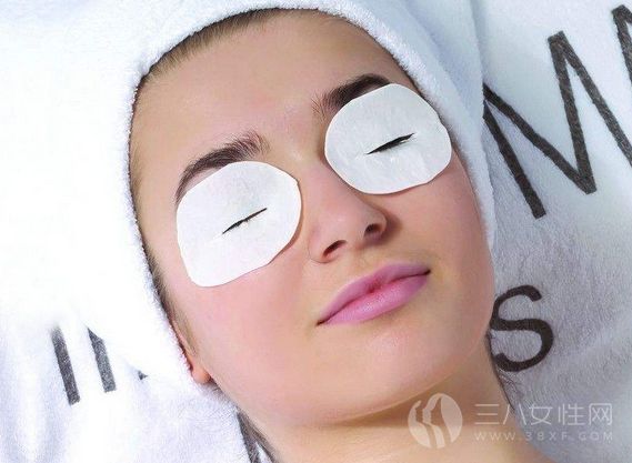 眼部皮膚的護理保養步驟