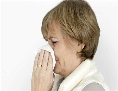 發低燒有什麼症狀 女人低燒頭痛怎麼緩解