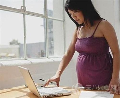 电脑辐射对孕妇影响有多大 看完你就知道了.jpg