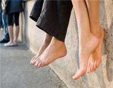 脚气的原因是什么 会有哪些症状