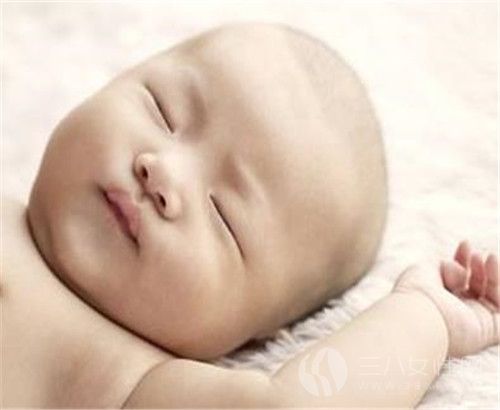 寶寶睡頭型要用定型枕嗎 它的原理是什麼.jpg