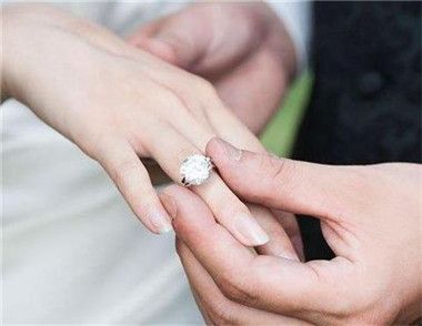 结婚戒指哪些款式好 哪些牌子的比较好