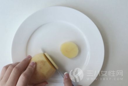 土豆美白面膜怎么做