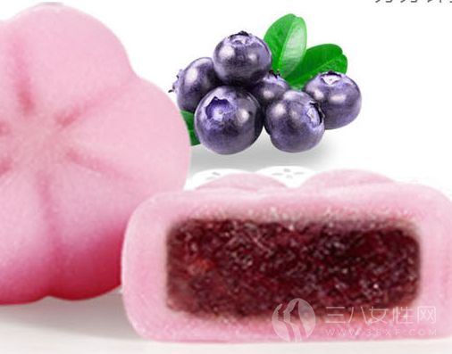 冰皮蓝莓味月饼.png