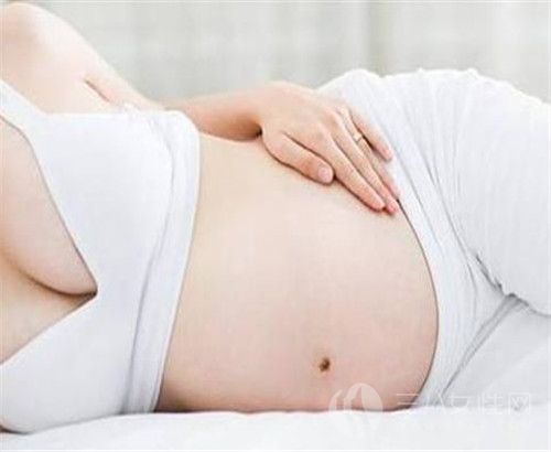 胎儿臀位的原因是什么 有哪些影响1.jpg