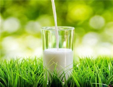 過期牛奶可以美白 還有哪些作用