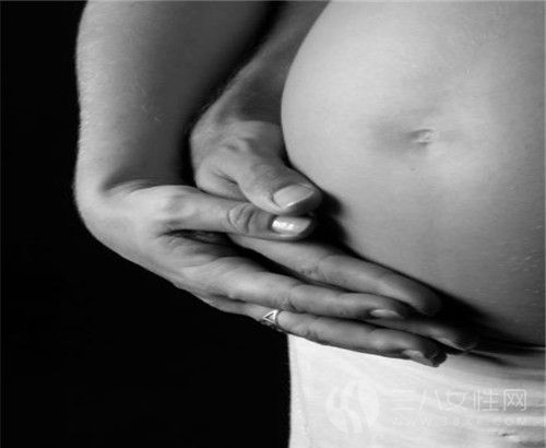 胎儿臀位的原因是什么 有哪些影响2.jpg