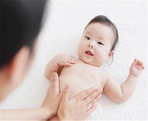 新生儿脐带护理重要吗 该怎么做2.jpg