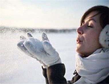 女性冬季手脚凉有什么危害 如何保暖