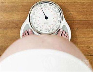 孕妇体重异常有哪些原因 多少算合适.jpg
