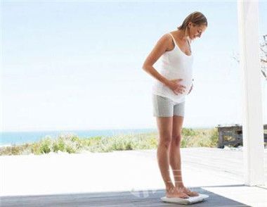 孕妇体重过轻对胎儿有什么影响 该怎么办.jpg