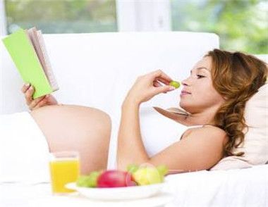 孕婦體重過重對胎兒有什麼影響 要控製進食嗎1.jpg