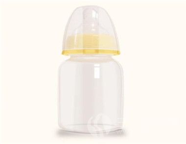宝宝的奶瓶如何选择 形状有哪些2.jpg