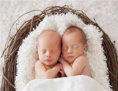 雙胞胎產生原因是什麼 機率是多大
