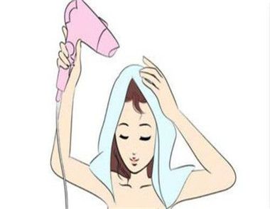 睡前洗头有什么危害 女人需警惕这三点