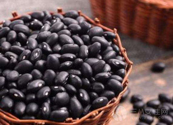 25岁女人吃黑豆保养卵巢