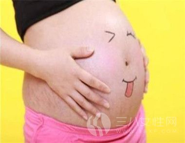 孕妇妊娠纹是怎么回事 种类有哪些1、.jpg