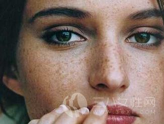 如何預防臉上長斑