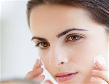 护肤品过敏怎么办 加强皮肤清洁