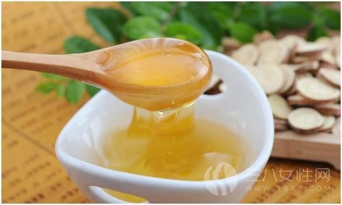 如何自制补水面膜 蜂蜜是很好的原料