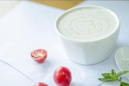 酸奶蜂蜜麵膜怎麼做 方法很簡單