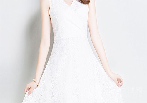 白色蕾丝裙.jpg