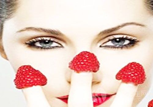 草莓鼻.jpg