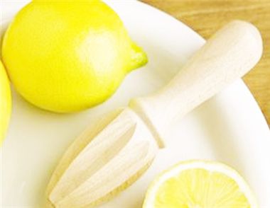 檸檬美白祛斑的方法